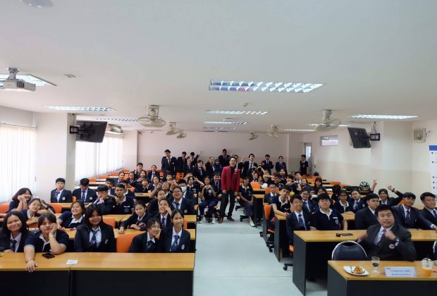 อาจารย์การตลาดออนไลน์ วิทยากรการตลาดดิจิทัล อาจารย์สอนออนไลน์ ผู้เชียวชาญการตลาดออนไลน์