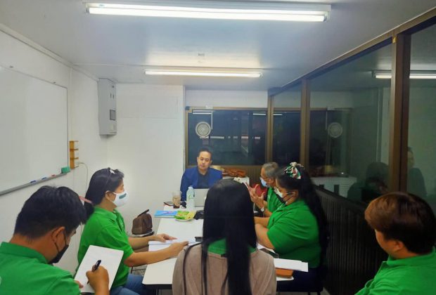 ผู้ทรงคุณวุฒิด้านออนไลน์ อ.ดร.ต้นรัก ธวัชชัย สุขสีดา 1