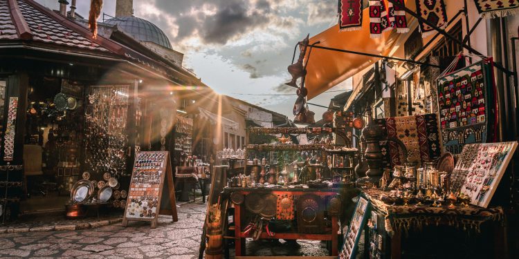 Sarajevo G485b61c12 1920 750x375