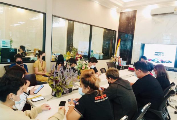 อ.ดร.ต้นรัก ธวัชชัย สุขสีดา ผู้ทรงคุณวุฒิการสื่อสารการตลาดดิจิทัล