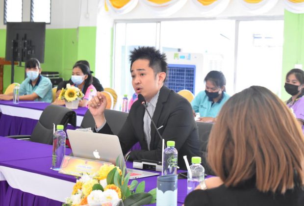 อ.ดร.ต้นรัก ธวัชชัย สุขสีดา ผู้ทรงคุณวุฒิการสื่อสารการตลาดดิจิทัล