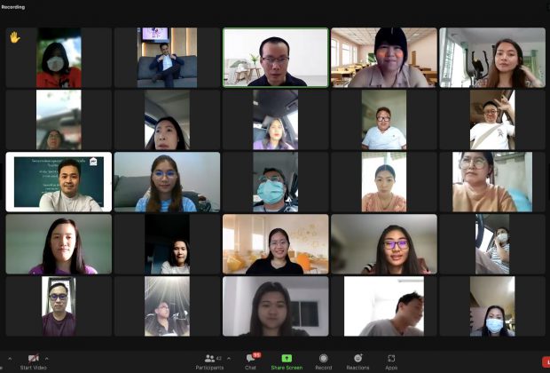 อ.ดร.ต้นรัก ธวัชชัย สุขสีดา อาจารย์และนักวิชาการด้านสื่อออนไลน์ ที่ปรึกษา วิทยากรการตลาดดิจิทัล