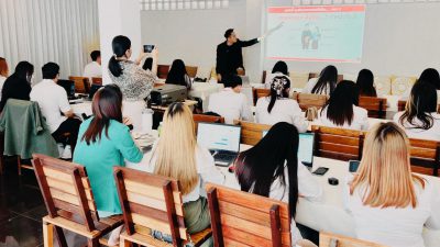 อ.ดร.ต้นรัก ธวัชชัย สุขสีดา ที่ปรึกษาการตลาดรถมือสอง