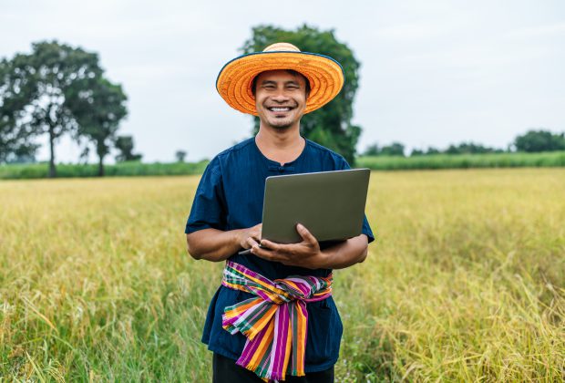 เทคโนโลยีดิจิทัลกับการพัฒนาเศรษฐกิจชุมชน อ.ดร.ต้นรัก ธวัชชัย สุขสีดา