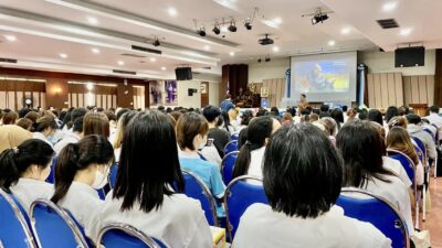 วิทยากร อบรมสัมมนาเชิงปฏิบัติการ ”นวัตกรรมทางการตลาดด้วยนวัตกรยุคดิจิทัล” คณะบริหารธุรกิจมหาวิทยาลัยเทคโนโลยีราชมงคลพระนคร โดยอ.ดร.ต้นรัก ธวัชชัย สุขสีดา อาจารย์และผู้เชี่ยวชาญการตลาดออนไลน์ดิจิทัล