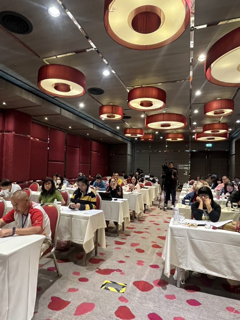 S 41746451 0 768x1024