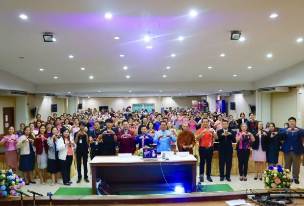 อ.ดร.ต้นรัก-ธวัชชัย-สุขสีดา-วิทยาการด้านนวัตกรรมการสอนสำหรับครูด้าน-AI-2