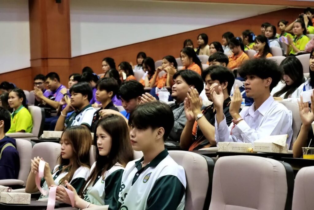 โครงการสัมมนา "Smart PR ปั้นคอนเทนต์ให้ปังด้วยปัญญาประดิษฐ์" จบลงอย่างสวยงาม พร้อมผู้เข้าร่วมล้นหลาม AI วิทยากร อ.ดร.ต้นรัก ธวัชชัย 15 1024x684