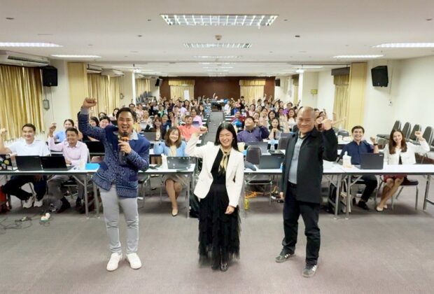 โครงการพัฒนาทักษะครูด้วยเทคโนโลยี AI สำหรับครู บุคคลากรทางการศึกษา สำนักงานเขตพื้นที่การศึกษาประถมศึกษากาญจนบุรี เขต 4 วิทยากรผู้ทรงคุณวุฒิ อ.ดร.ต้นรัก ธวัชชัย สุขสีดา