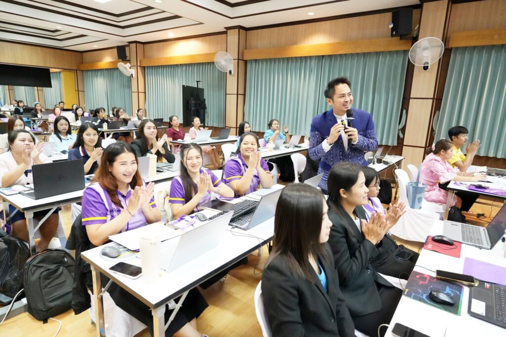 AI สำหรับครู อ.ดร.ต้นรัก ธวัชชัย 3 1024x683