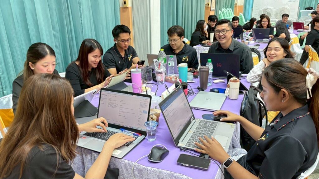 อบรม AI ยกระดับทักษะครูยุคดิจิทัล เสริมแกร่งบุคลากรการศึกษา พร้อมขับเคลื่อนการเรียนรู้ในศตวรรษที่ 21 โดยวิทยากรผู้เชี่ยวชาญด้าน AI อ.ดร.ต้นรัก ธวัชชัย สุขสีดา AI อ.ดร.ต้นรัก ธวัชชัย สุขสีดา 10 1024x576