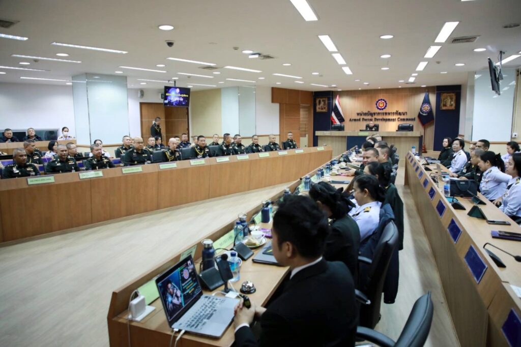 AI ภาครัฐเอกชน AI ทางทหาร อ.ดร.ต้นรัก ที่ปรึกษา 1024x683