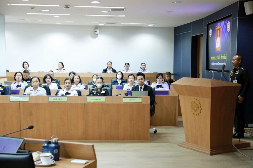 AI ภาครัฐเอกชน AI ทางทหาร อ.ดร.ต้นรัก ที่ปรึกษา 2 1024x683