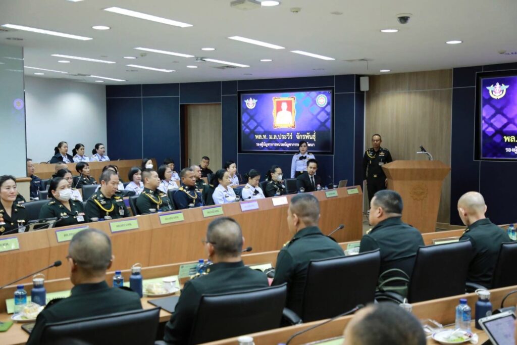 AI ภาครัฐเอกชน AI ทางทหาร อ.ดร.ต้นรัก ที่ปรึกษา 4 1024x683