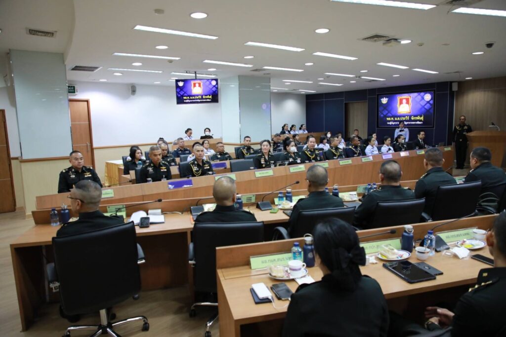 AI ภาครัฐเอกชน AI ทางทหาร อ.ดร.ต้นรัก ที่ปรึกษา 7 1024x683