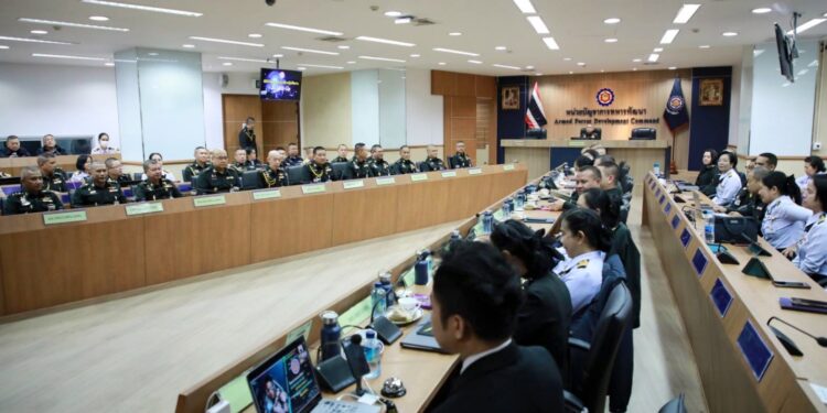 วิทยากรอบรม AI หน่วยงานราชการทหาร "หน่วยบัญชาการทหารพัฒนา" ติดปีก AI! นทพ.ทหารพัฒนาฯ เร่งยกระดับผู้นำและ เสธ. พร้อมนำทัพสู่ยุคดิจิทัล อ.ดร.ต้นรัก ธวัชชัย สุขสีดา หน่วยบัญชาการทหารพัฒนา (นทพ.)