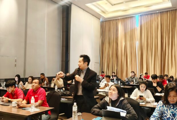 วิทยากรอบรมเปิดร้านค้าออนไลน์ Shopee Tiktok Shop “ถอดรหัสยอดขายพุ่ง 'นูตร้าแพลนท์' บริษัทปุ๋ย เคมีภัณฑ์ทางการเกษตร จัดหนัก ติวเข้ม 7 คัมภีร์ร้านค้าออนไลน์ โดยวิทยากร อ.ดร.ต้นรัก ธวัชชัย สุขสีดา