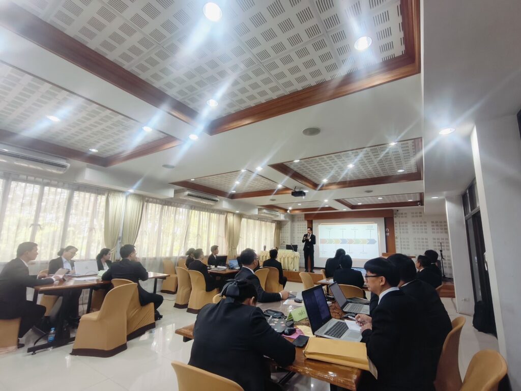 วิทยากรอบรมการใช้เทคโนโลยีดิจิ AI และการวิจัยเพื่อการบริหารสถานศึกษา เสริมแกร่งผู้นำอาชีวะยุคใหม่ ด้วยเทคโนโลยีดิจิทัลและกระบวนการวิจัย อ.ดร.ต้นรัก ธวัชชัย สุขสีดา AI อ.ดร.ต้นรัก ธวัชชัย สุขสีดา 1024x768