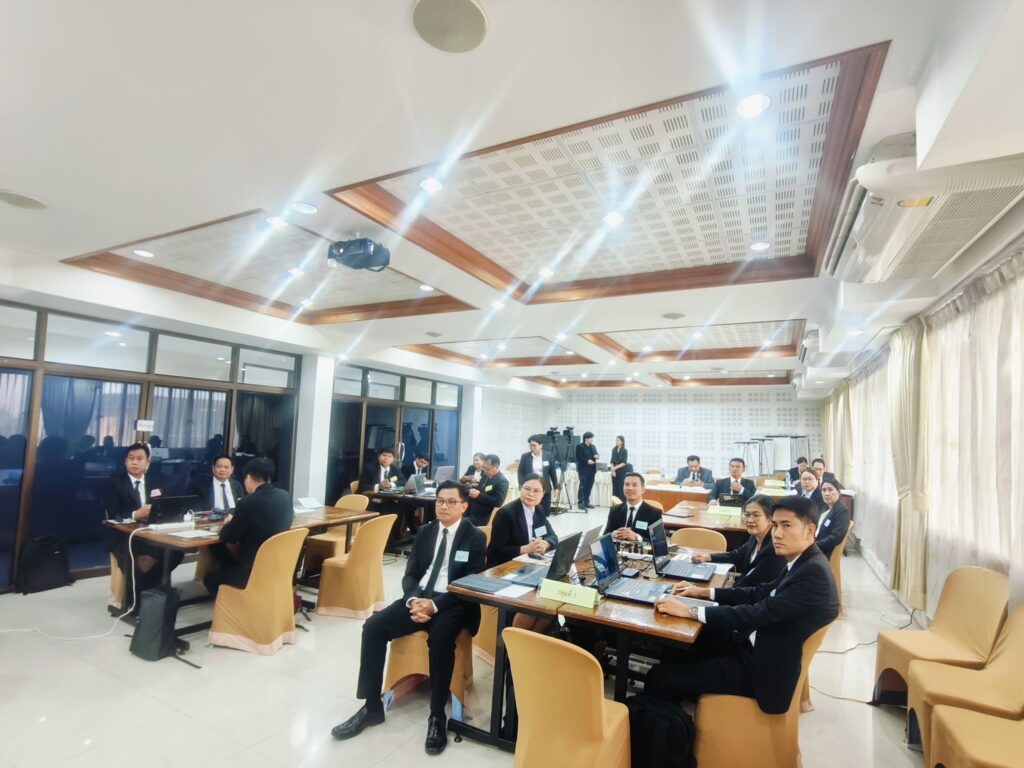 วิทยากรอบรมการใช้เทคโนโลยีดิจิ AI และการวิจัยเพื่อการบริหารสถานศึกษา เสริมแกร่งผู้นำอาชีวะยุคใหม่ ด้วยเทคโนโลยีดิจิทัลและกระบวนการวิจัย อ.ดร.ต้นรัก ธวัชชัย สุขสีดา AI อ.ดร.ต้นรัก ธวัชชัย สุขสีดา 2 1024x768