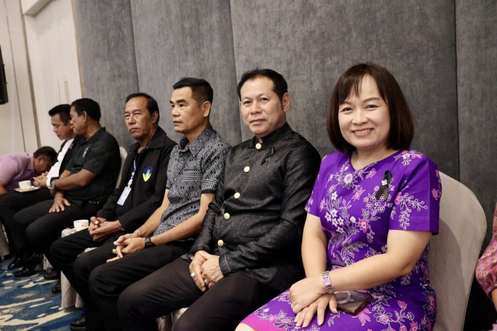 กองการศึกษา เทศบาลเมืองหนองปรือ 444
