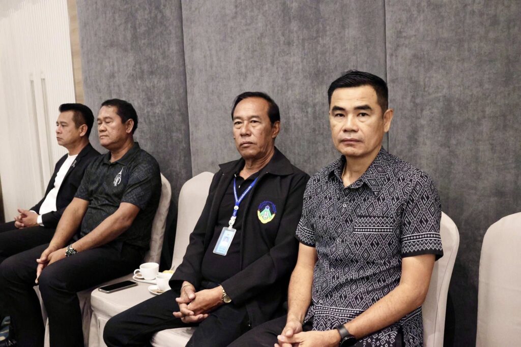 กองการศึกษา เทศบาลเมืองหนองปรือ 4445