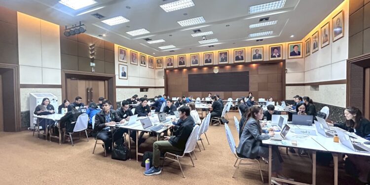 วิทยากร อ.ดร.ต้นรัก ะวัชชัย สุขสีดา mastering generative ai เพื่อประสิทธิภาพองค์กร 5