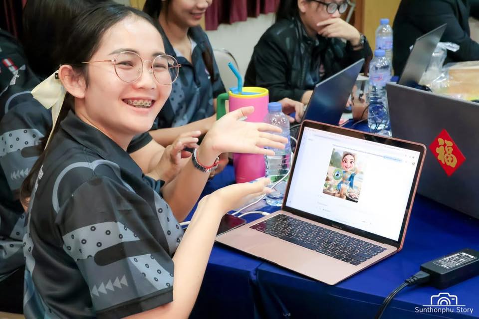 วิทยากรอบรมทักษะดิจิทัล digital literacy อ.ดร.ต้นรัก 17