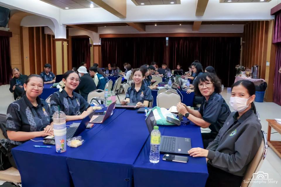 วิทยากรอบรมทักษะดิจิทัล digital literacy อ.ดร.ต้นรัก 18