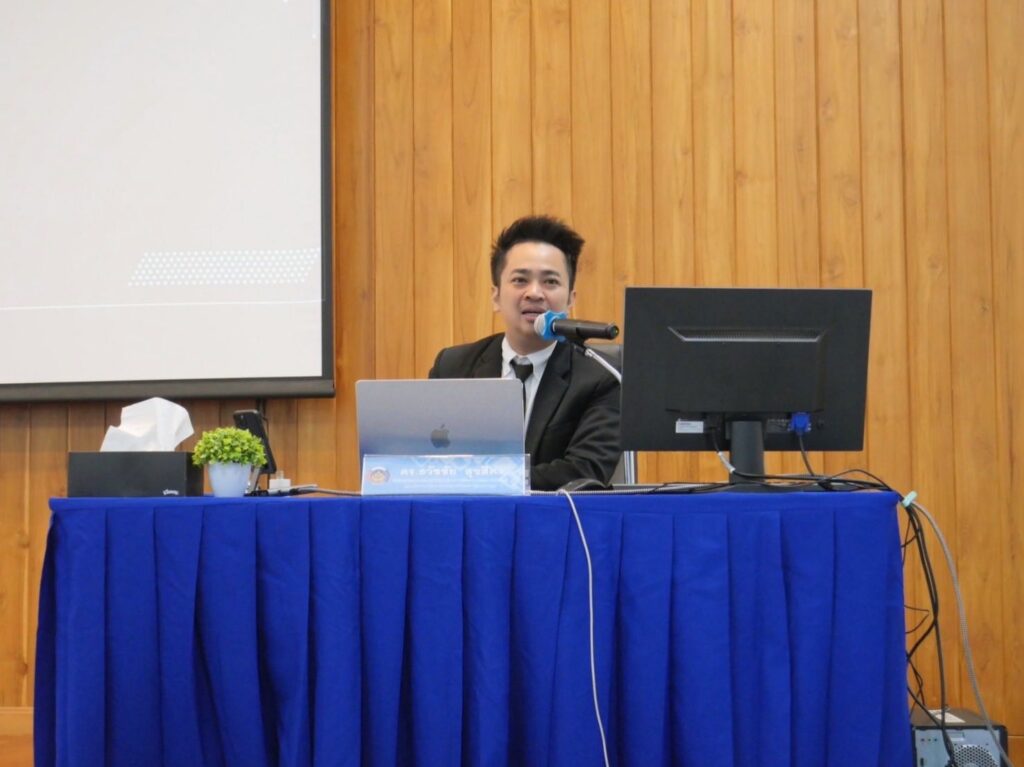 หลักสูตรเสริมสมรรถนะนักวิชาการด้าน ai อ.ดร.ต้นรัก กรมพัฒนาชุมชน 12