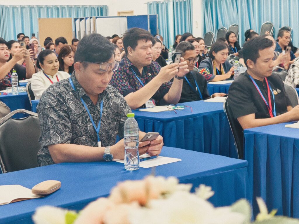 หลักสูตรเสริมสมรรถนะนักวิชาการด้าน ai อ.ดร.ต้นรัก กรมพัฒนาชุมชน 7