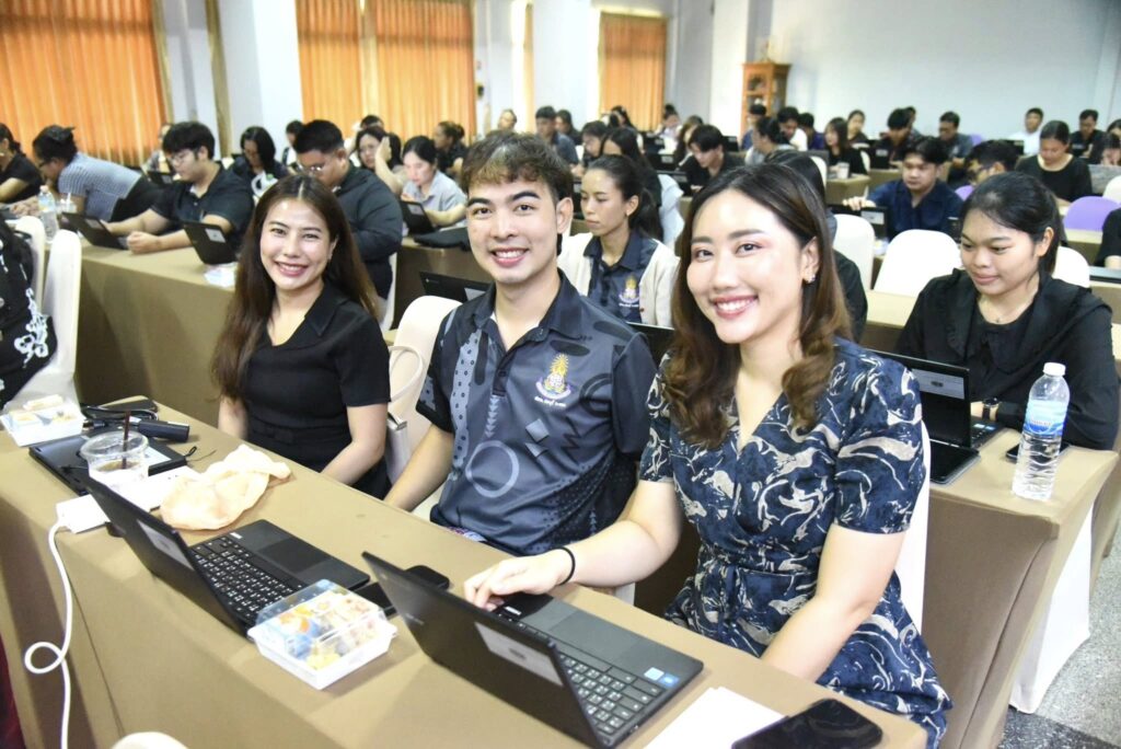 อบรมทักษะด้านดิจิทัล digital literacy วิทยากรอ.ดร.ต้นรัก ธวัชชัย สุขสีดา 1