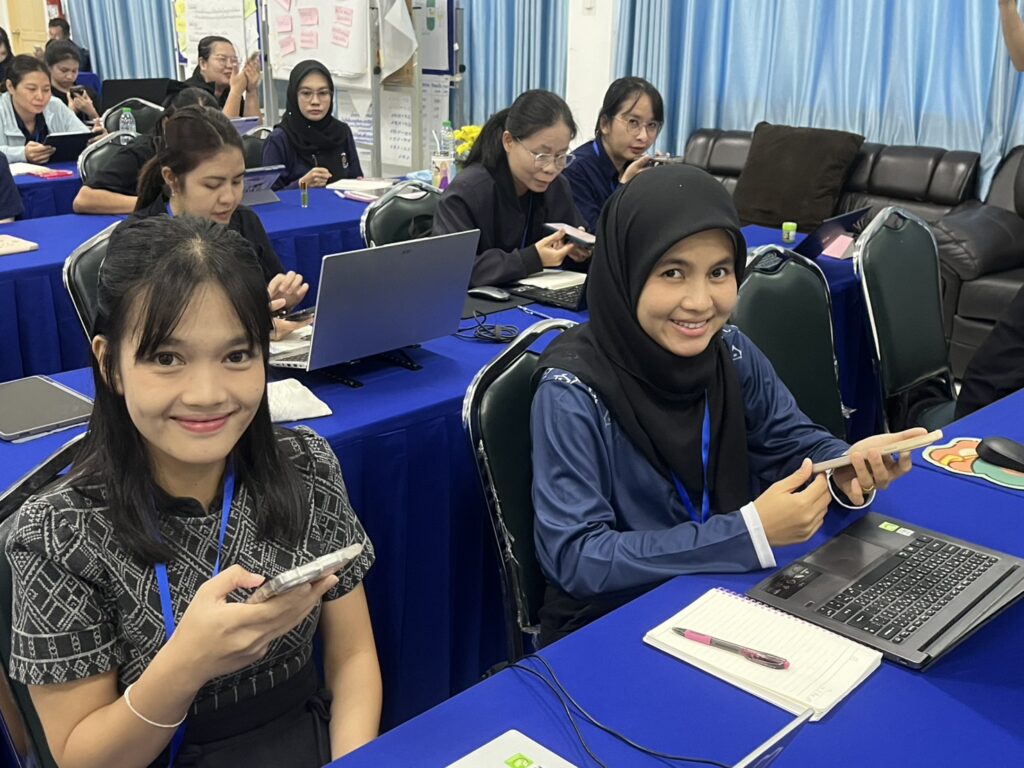 วิทยากรผู้เชี่ยวชาญอบรมผู้บริการ พนักงานราชการ ข้าราชการรัฐ กระทรวง อ.ดร.ต้นรัก 10