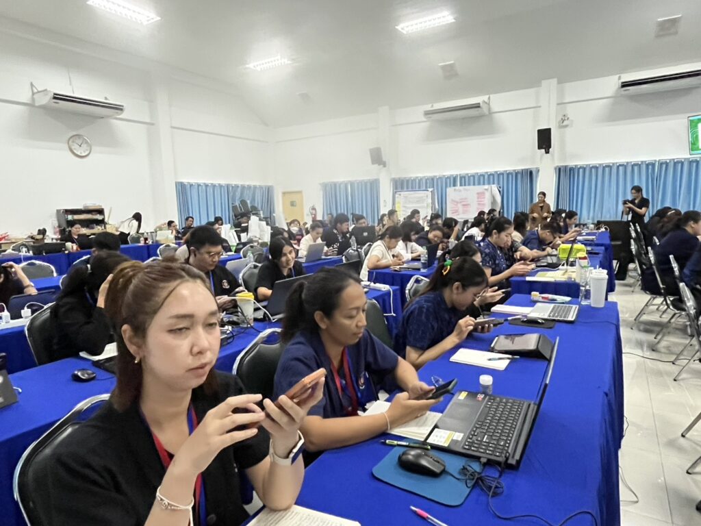 วิทยากรผู้เชี่ยวชาญอบรมผู้บริการ พนักงานราชการ ข้าราชการรัฐ กระทรวง อ.ดร.ต้นรัก 25