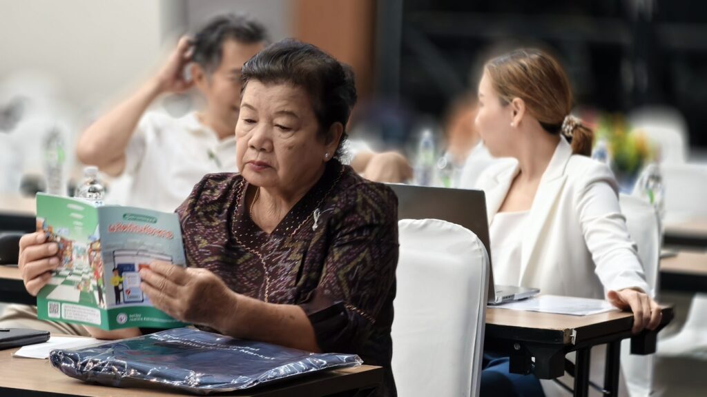 สสจ.อบรมผู้ประกอบการสุขภาพและผลิตภัณฑ์ชุมชน .jpg 5