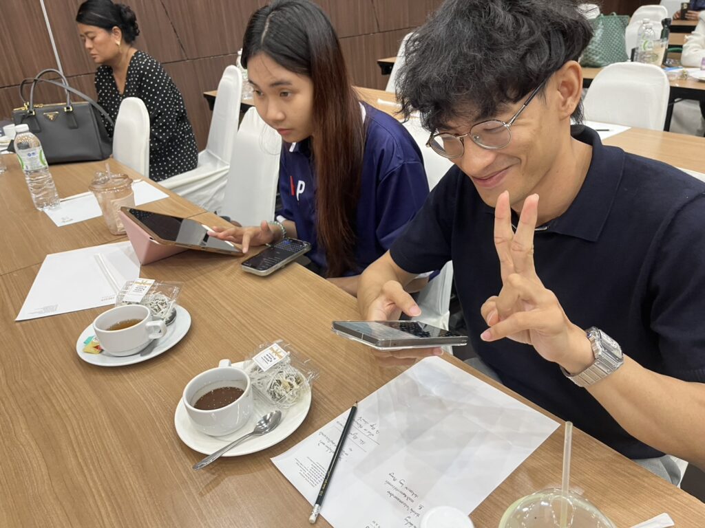สสจ.อบรมผู้ประกอบการสุขภาพและผลิตภัณฑ์ชุมชน .jpg 9