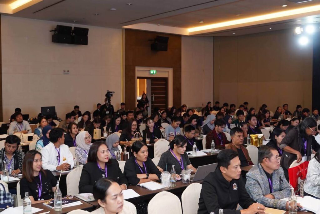 กระดับ smart otop สู่สากล อ.ดร.ต้นรัก ธวัชชัย 4
