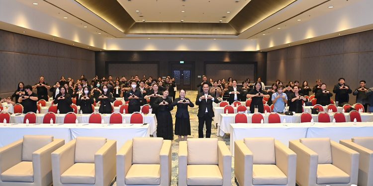 การทำงานด้วย ai วิทยากร อ.ดร.ต้นรัก งาน nexus 2026 สำนักงานสถิติแห่งชาติ 3