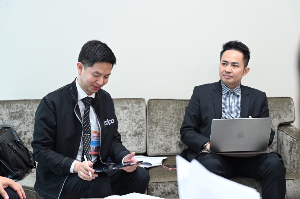 อ.ดร.ต้นรัก ธวัชชัยคณะอนุกรรมาธิการดิจิทัล