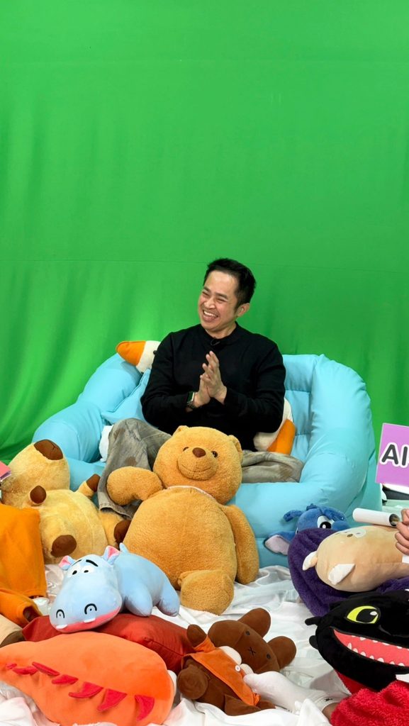 พบกับรายการ “GenZ มีเรื่อง ตอน “เรียนยุค AI...ใช้ให้เป็น เก่งขึ้นจริง” โดยอ.ดร.ธวัชชัย สุขสีดา ออกอากาศทางสถานีเฟซบุ๊ก “สื่ออาสาประชาชน” สนับสนุนโดย สำนักงานกองทุนสนับสนุนการสร้างเสริมสุขภาพ (สสส.) รายการ genz มีเรื่อง ตอน เรียนยุค ai กับอ.ต้นรัก 12